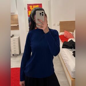 Women's Navy Blue Long Sleeve Sweater